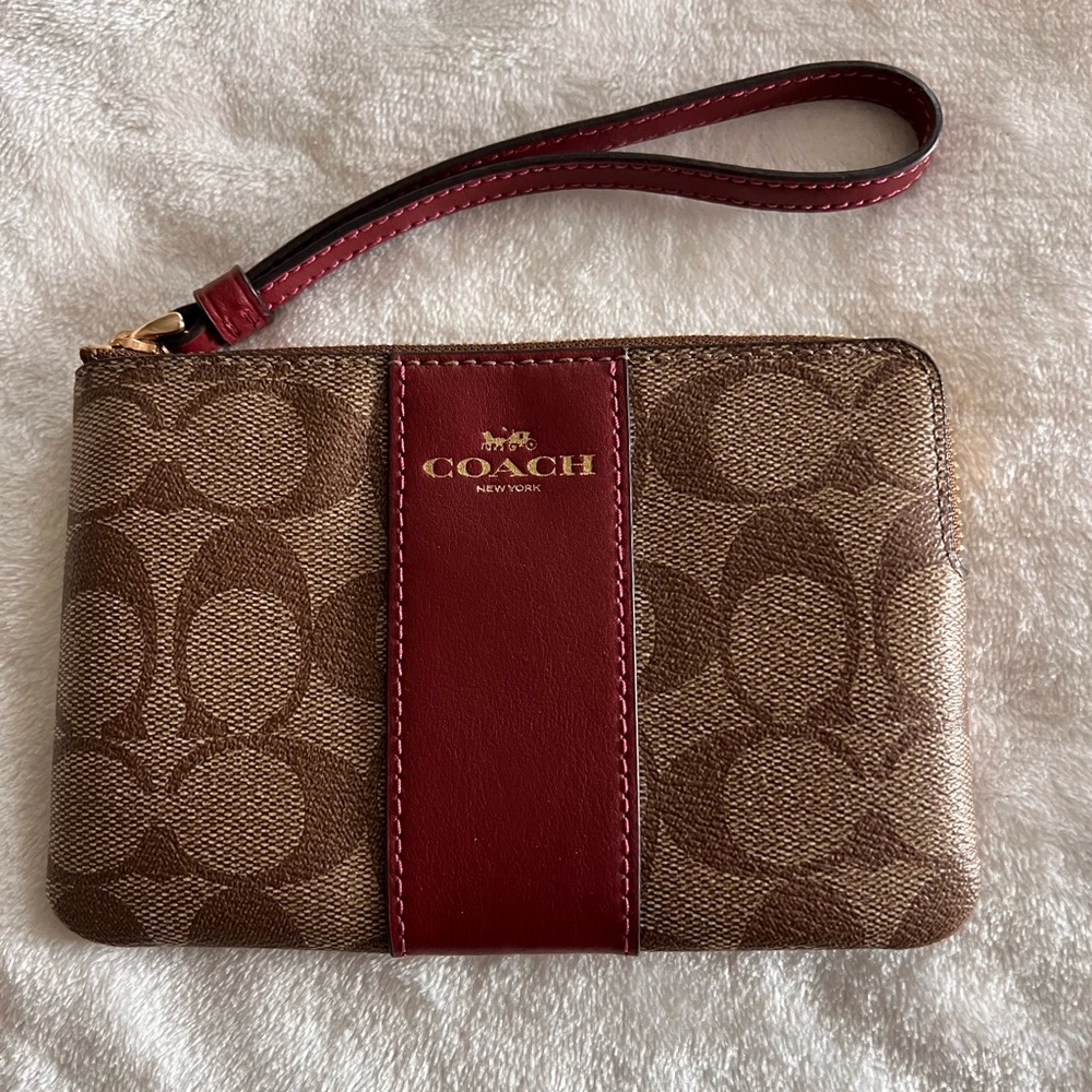 Coach Wristlet NWT